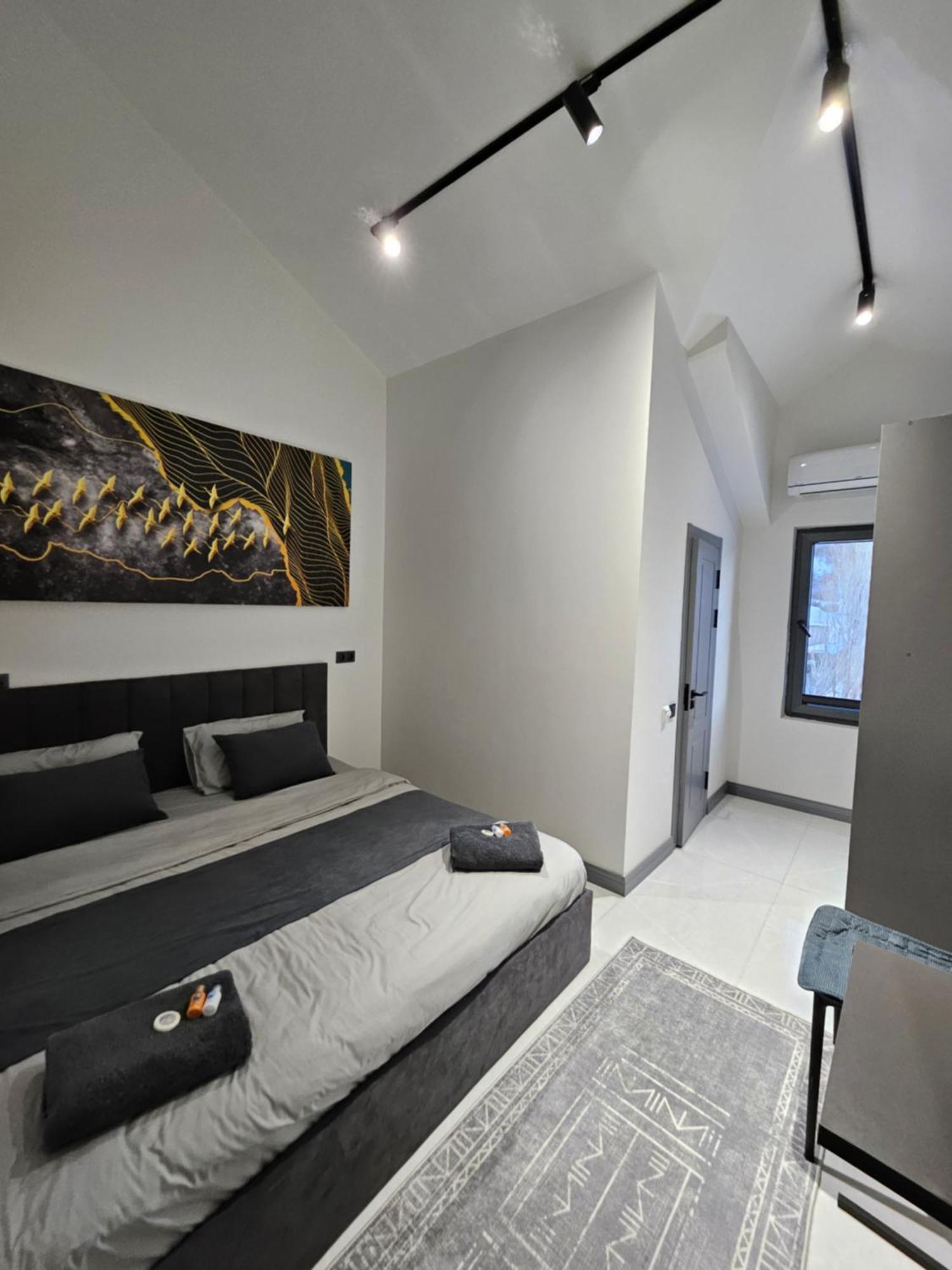 Panorama Lux Guest House Chimgan Exterior photo