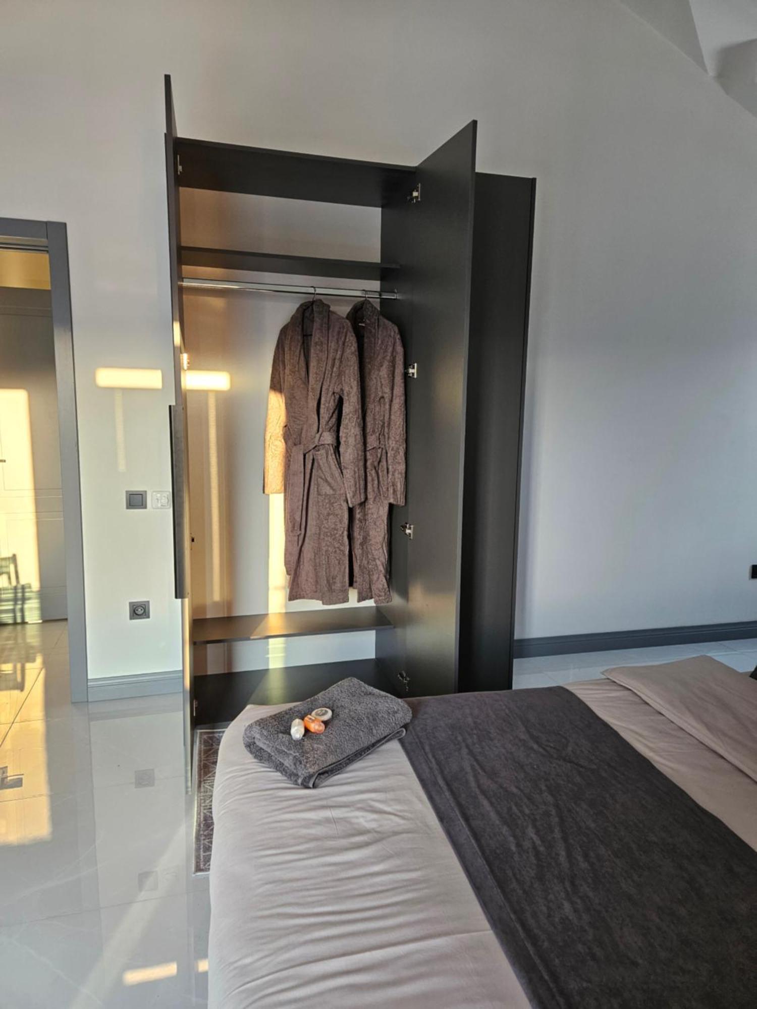 Panorama Lux Guest House Chimgan Exterior photo