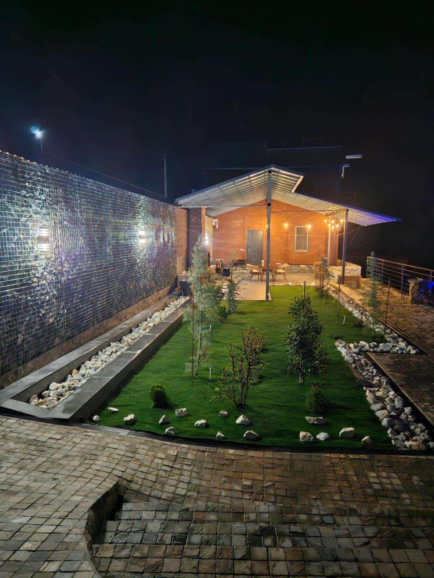 Panorama Lux Guest House Chimgan Exterior photo